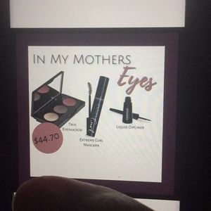 In my mother’s eyes bundle